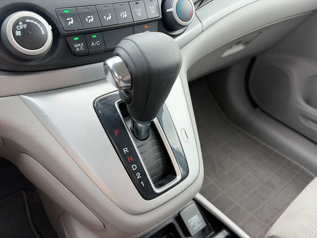 Used 2014 Gray Honda LX image 27