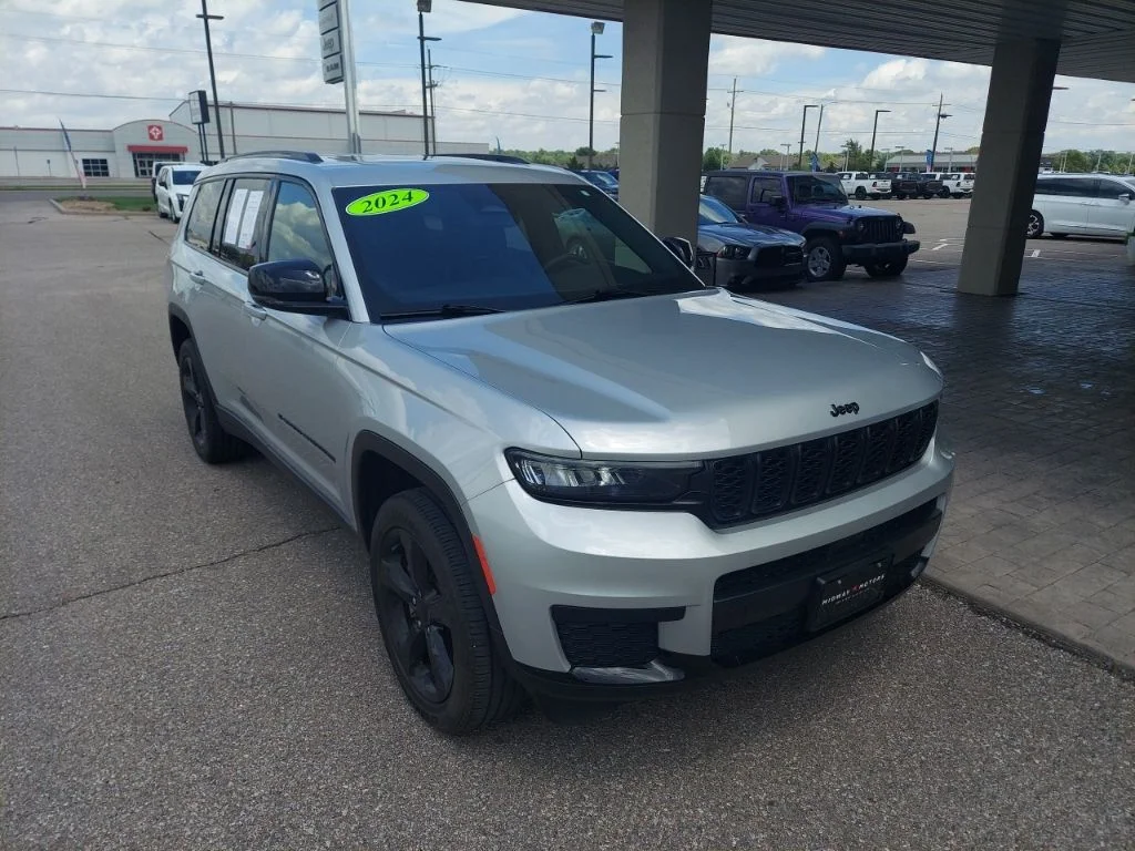2024 Jeep Grand Cherokee L Altitude X 4x4's photo