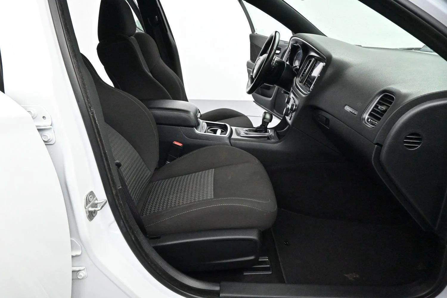 Used 2021 White Knuckle Clearcoat Dodge R/T image 27