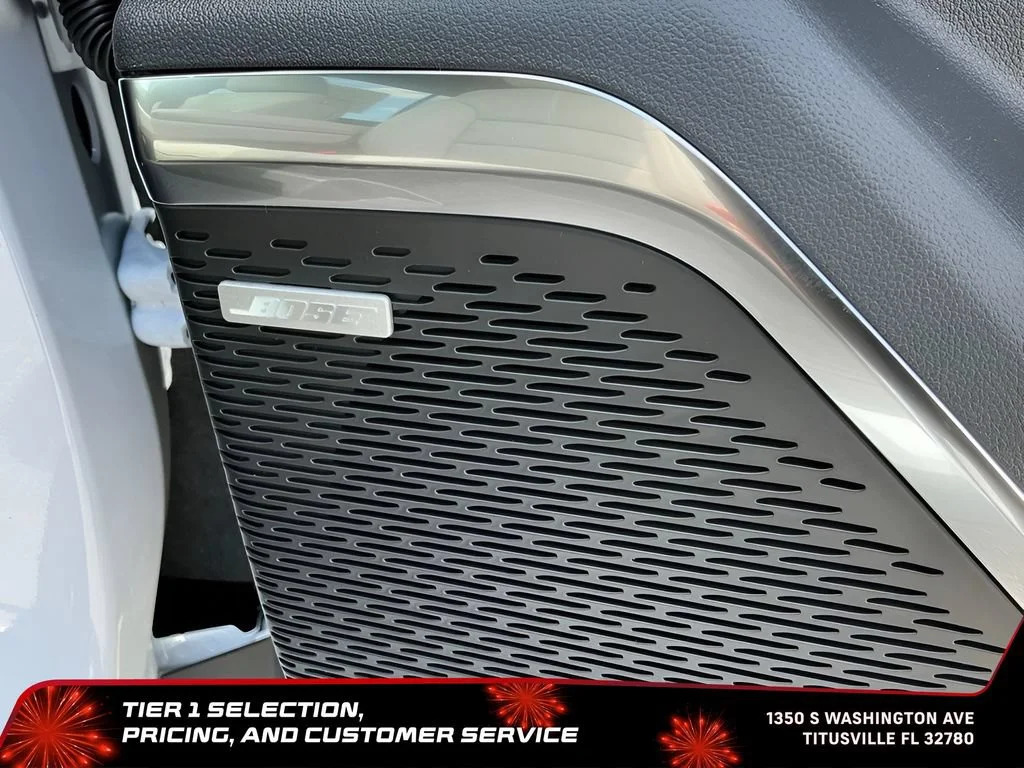 New 2026 Glacier White Tricoat GMC Elevation image 18