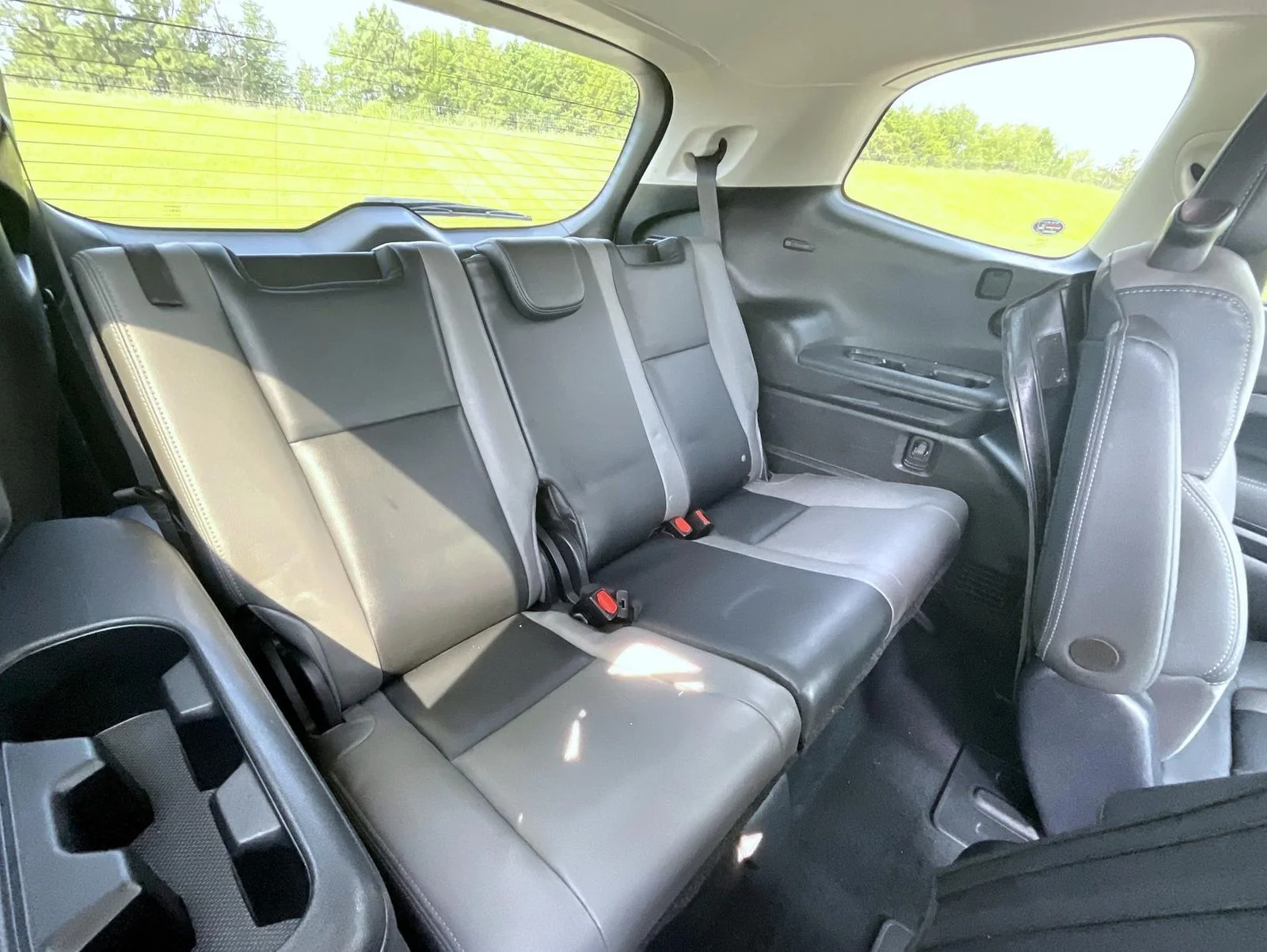 Used 2022 White Subaru Onyx Edition image 21