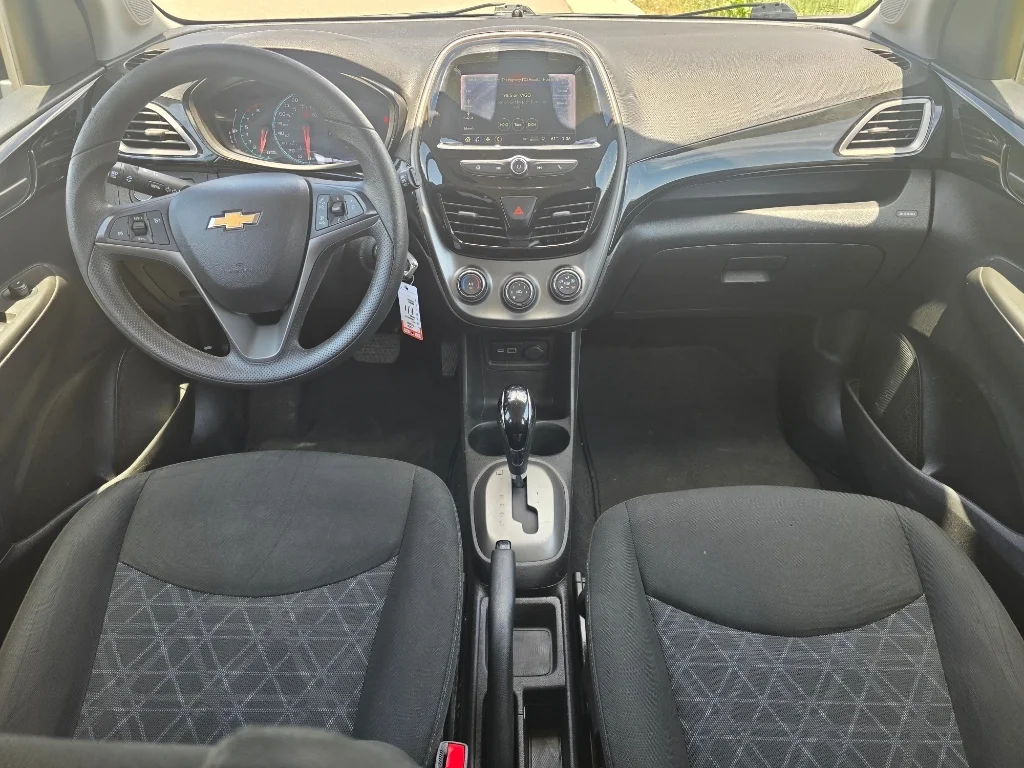 Used 2021 Mosaic Black Metallic Chevrolet 1LT image 23