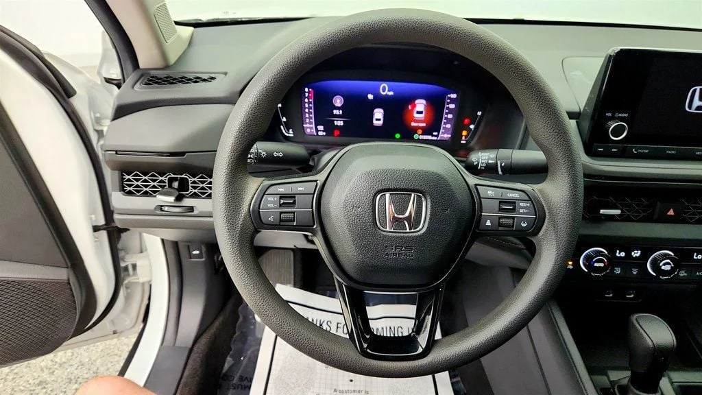 Used 2024 Platinum White Pearl Honda EX CVT image 14