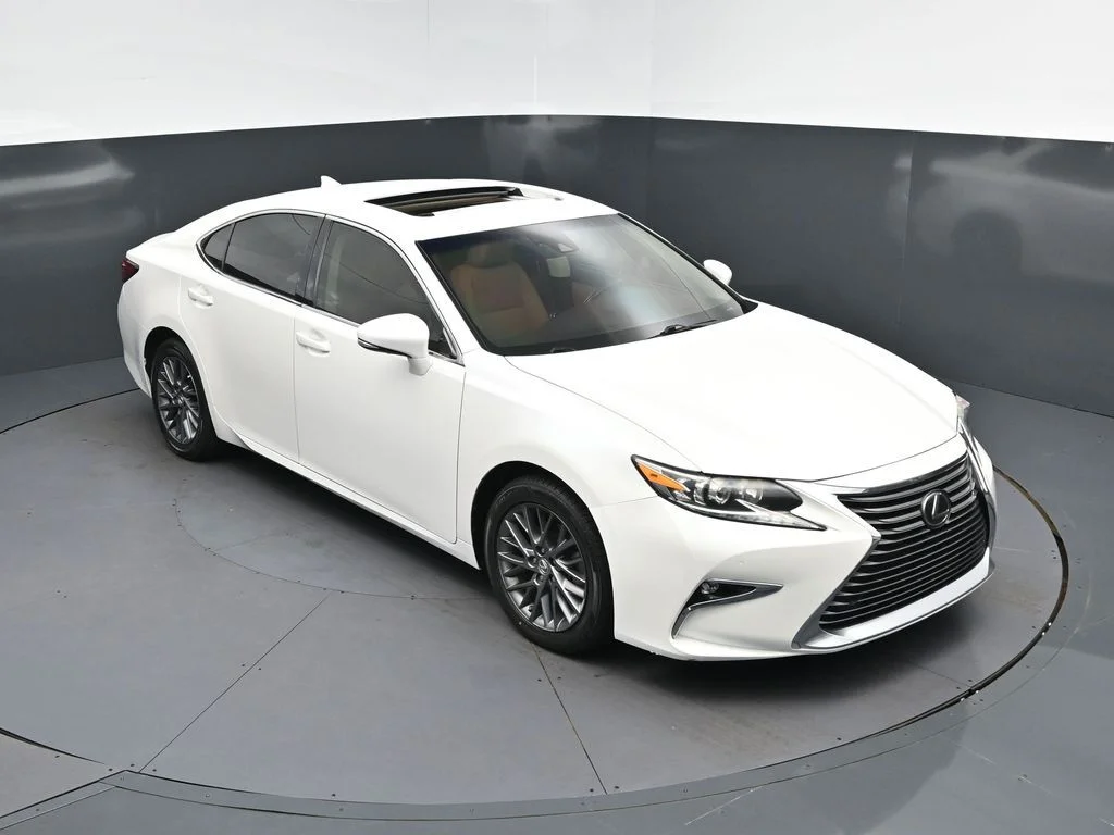 2018 Lexus ES 350 ES 350's photo