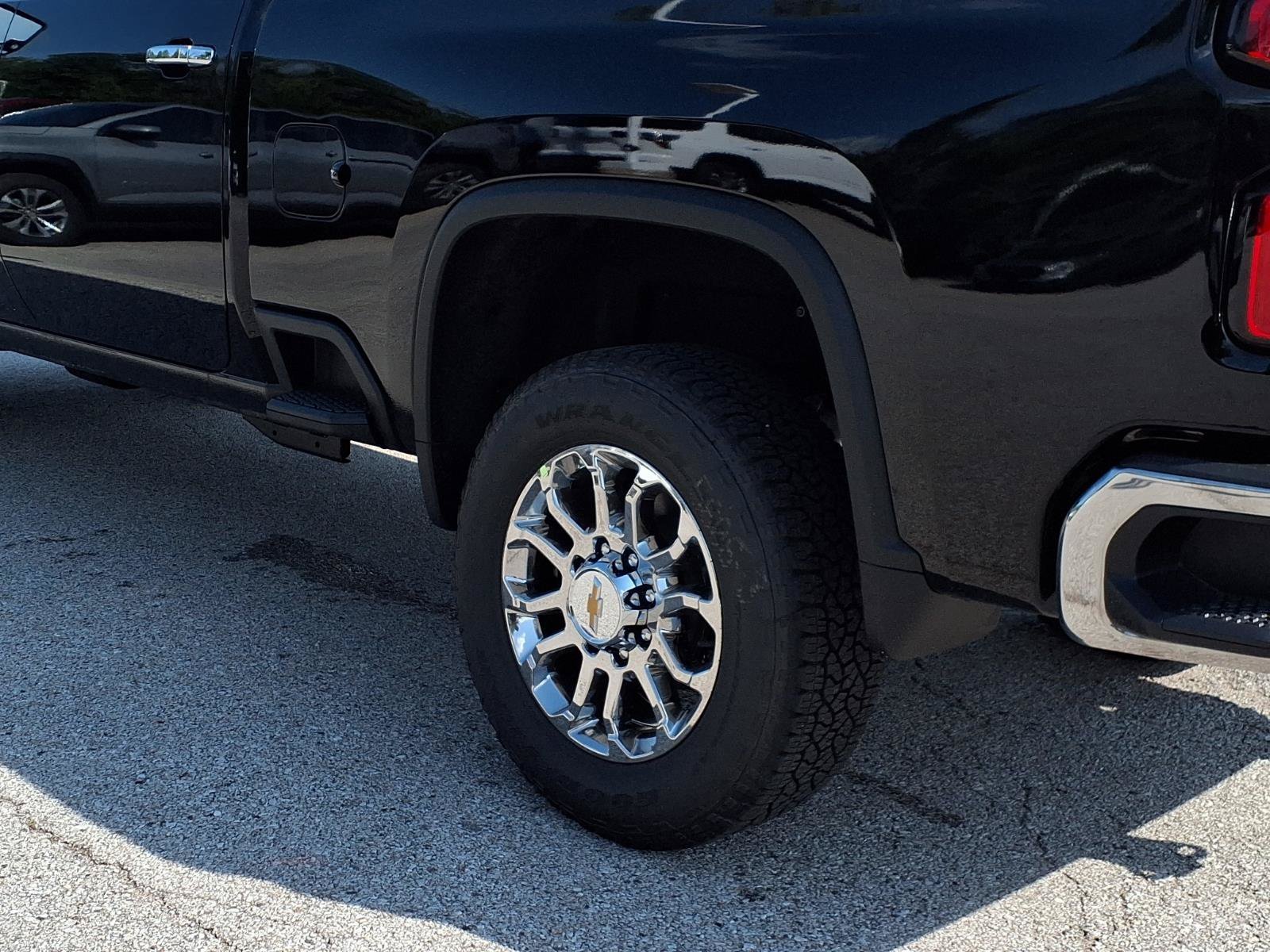 2026 Chevrolet Silverado 2500 HD LTZ - Photo 19