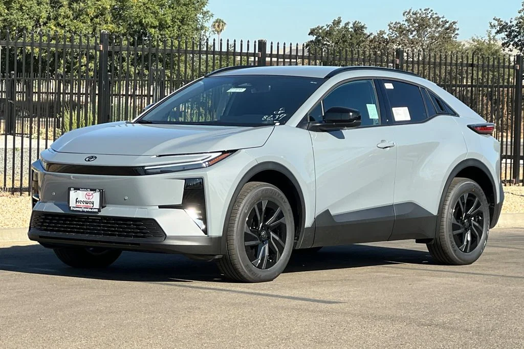 New 2026  Toyota SE image 8