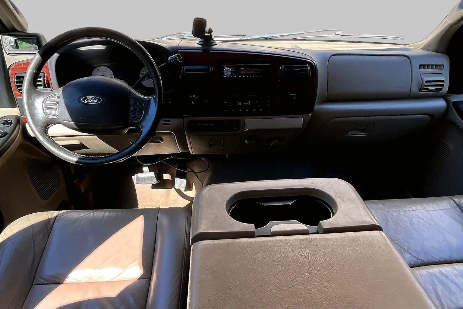 Used 2005  Ford Lariat image 14