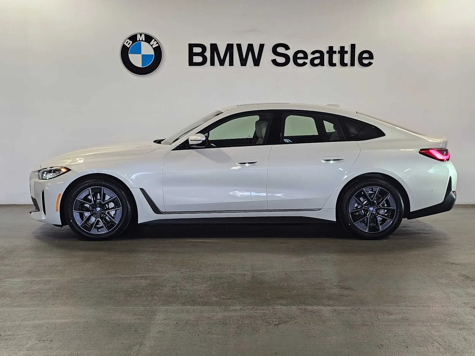 Certified Used 2023 Mineral White Metallic BMW eDrive40 image 3