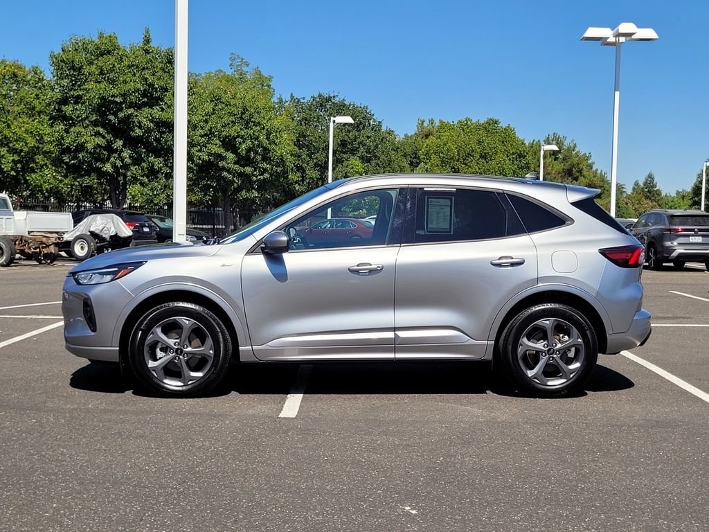 Used 2024 Silver Ford ST-Line Select image 9