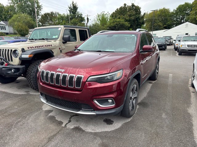 Used 2019 Red Jeep Limited image 2