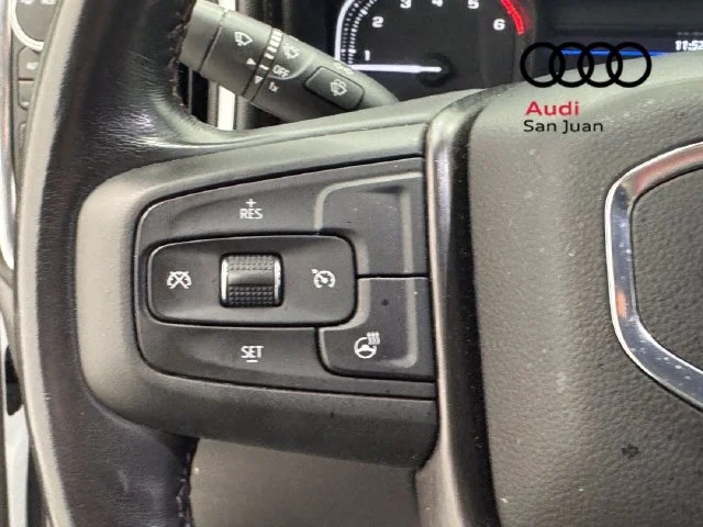 Used 2021 White GMC AT4 image 20