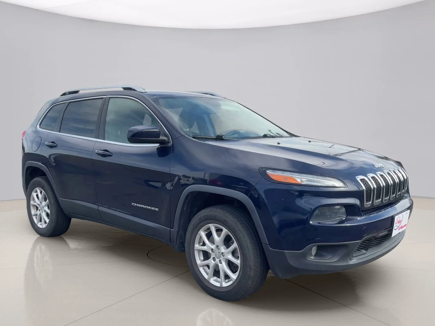 Used 2014 Blue Jeep LATITUDE image 7
