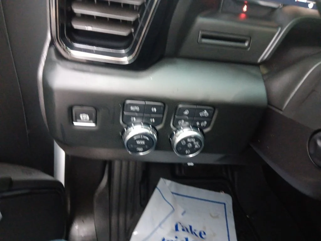 Used 2024 Summit White GMC AT4 image 14