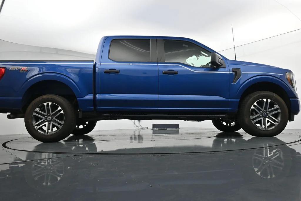 Used 2023 Blue Ford XL image 32