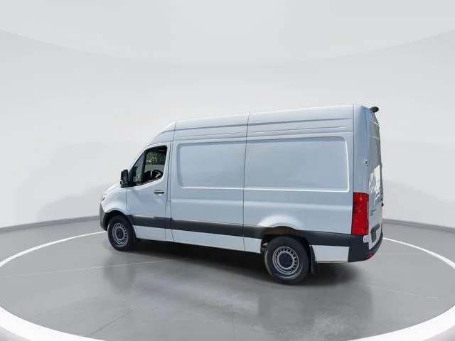 Used 2025 White Mercedes-Benz Cargo 144 WB image 6