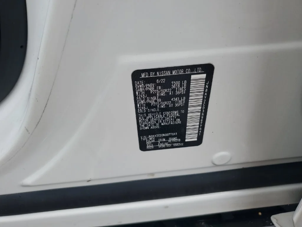 Used 2022 White Nissan Platinum 4WD image 29