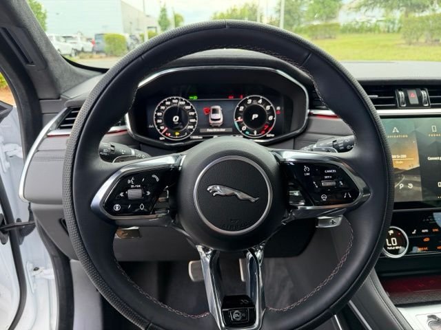 Used 2026 White Jaguar SVR image 23
