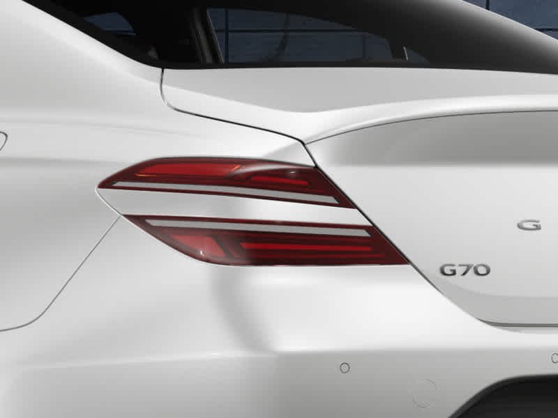 New 2026 Uyuni White Genesis 3.3T SPORT PRESTIGE image 12