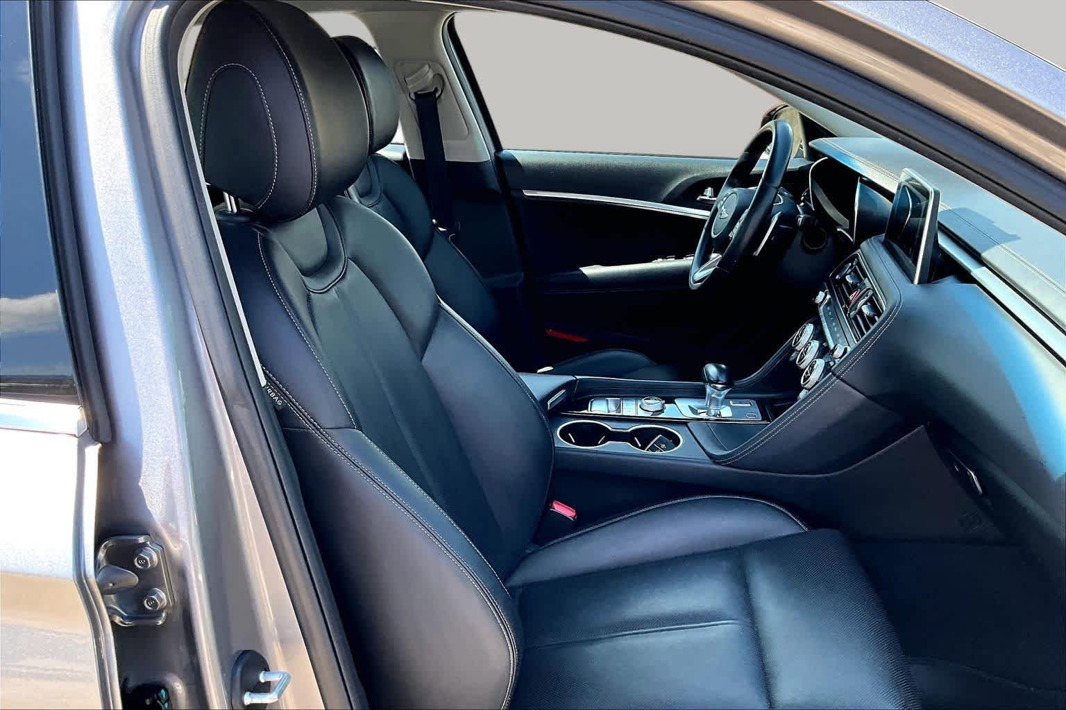 Used 2020 Savile Silver Genesis 2.0T image 9