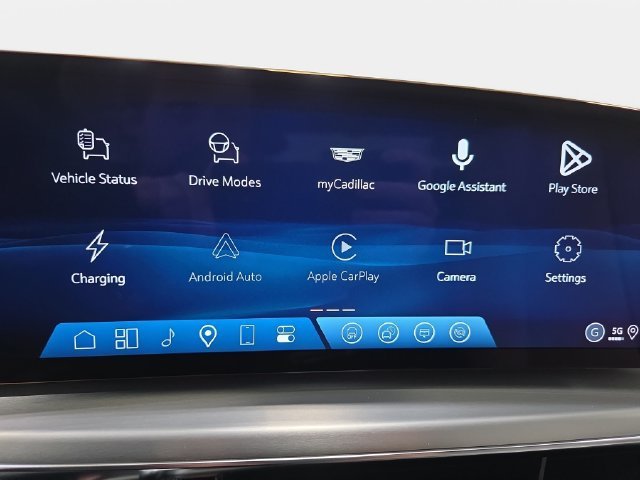 2027 Cadillac LYRIQ Luxury - Photo 17