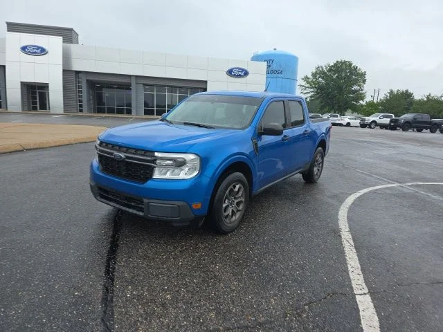 Used 2022 Blue Metallic Ford XLT image 7