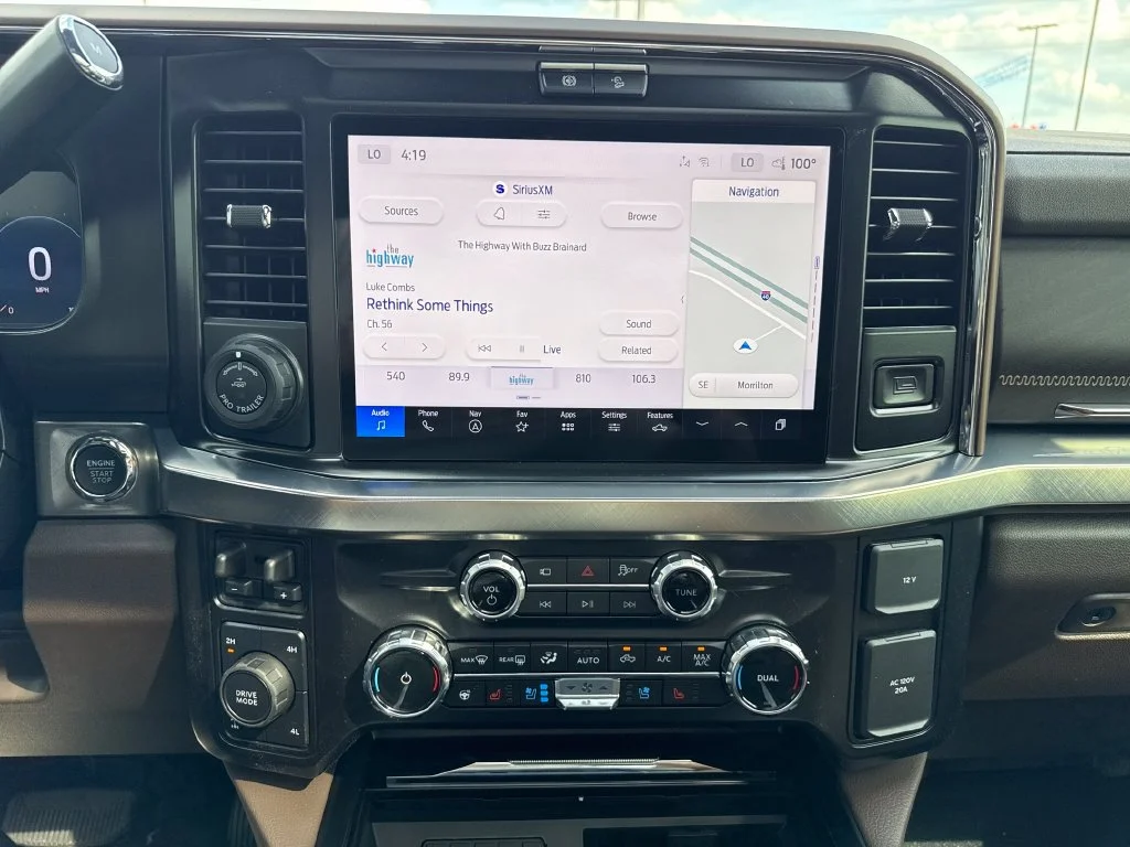 New 2026 Star White Metallic Tri-Coat Ford F-250® King Ranch® image 22