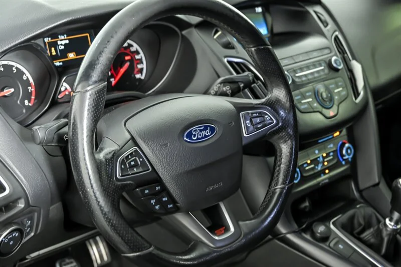 Used 2018 Shadow Black Ford ST image 17
