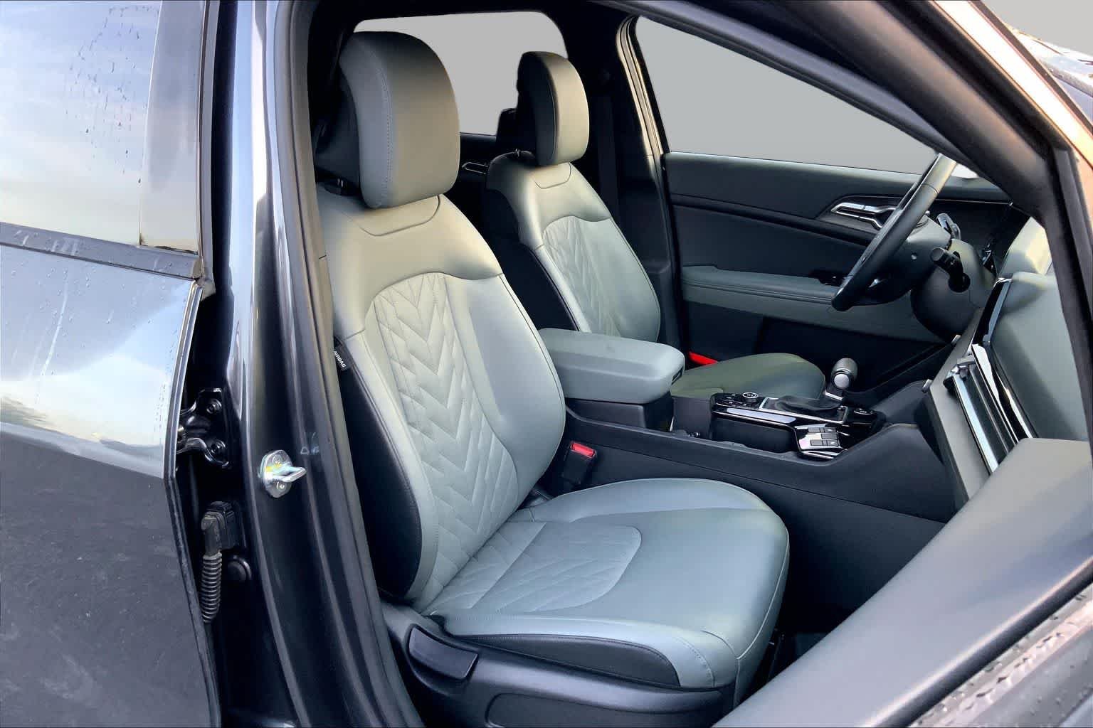 Used 2023 Gravity Gray Kia X-Line image 9