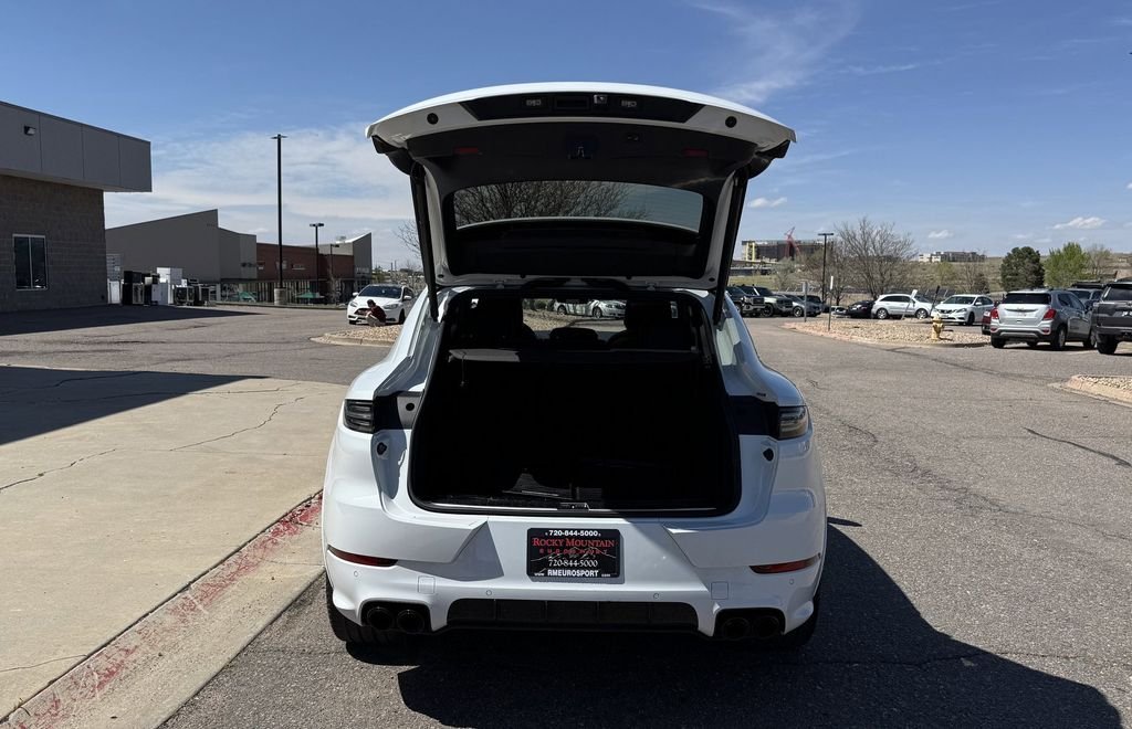 Used 2023 White Porsche Base image 8