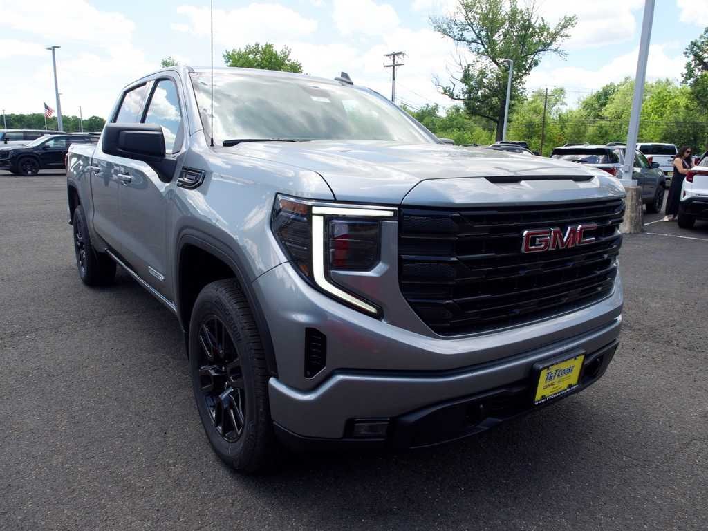 New 2026 Sterling Metallic GMC Elevation image 3