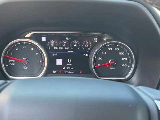 Used 2021 Black Chevrolet Premier image 28