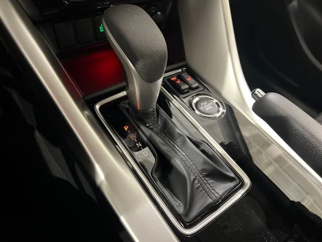 2026 Mitsubishi Eclipse Cross LE - Photo 17