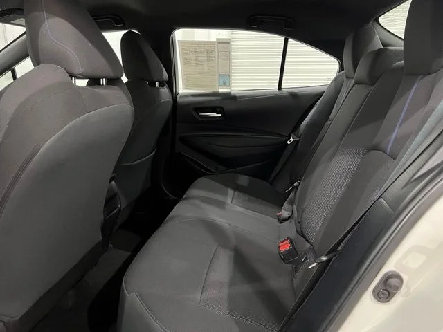 Used 2021 White Toyota SE image 15