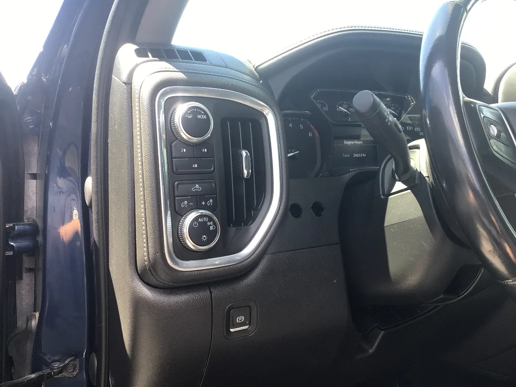 Used 2022 Pacific Blue Metallic GMC SLE image 13