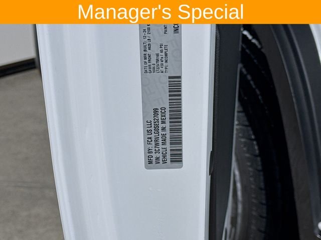 Used 2025 White Ram Low Roof image 22