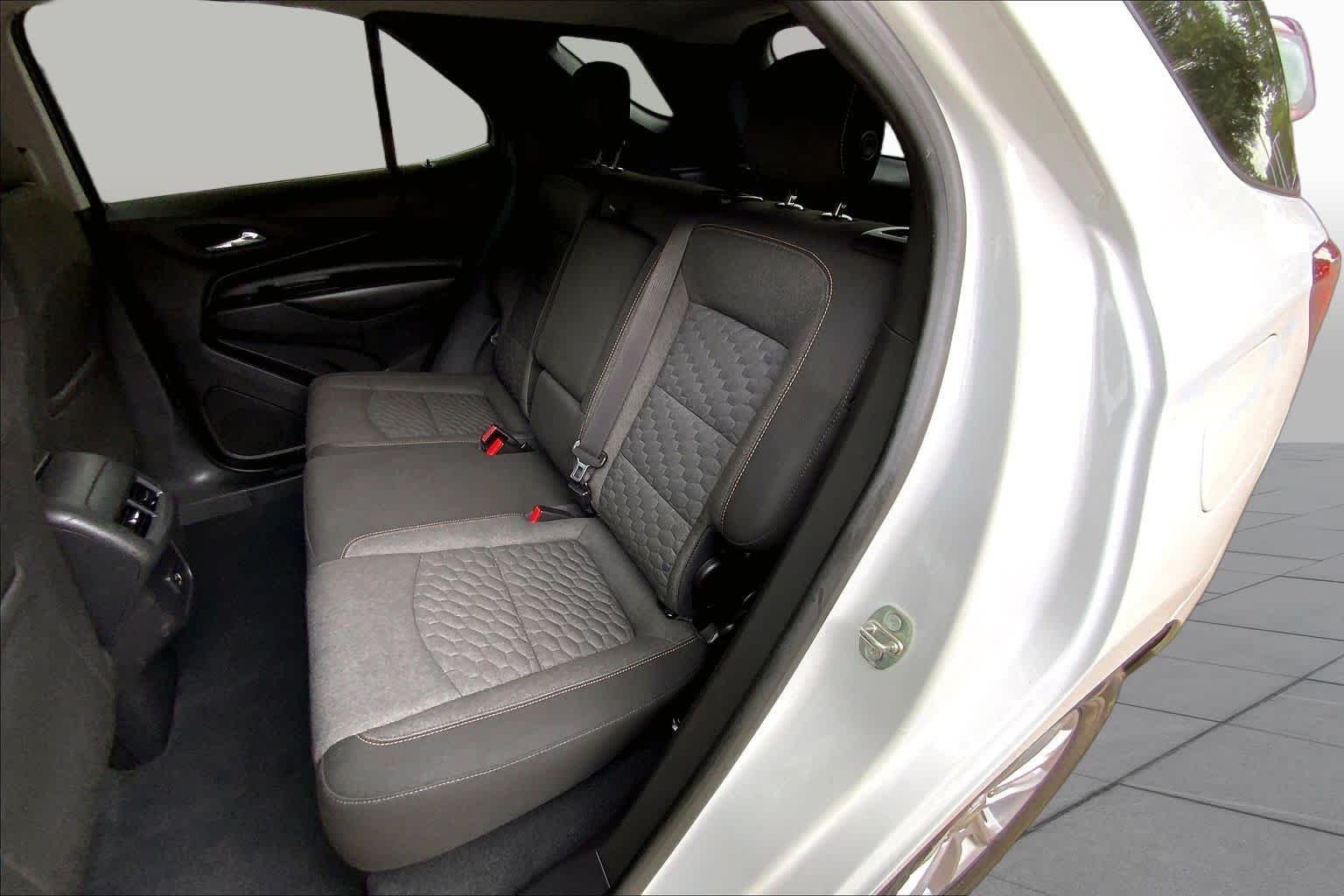 Used 2019 Summit White Chevrolet LT image 17