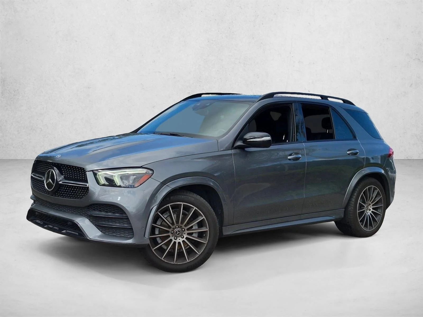 Used 2022 Selenite Grey Metallic Mercedes-Benz GLE 350 image 1