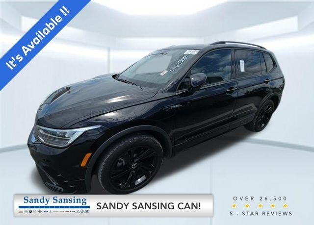 Used 2023 Black Volkswagen 2.0T SE R-Line Black image 1
