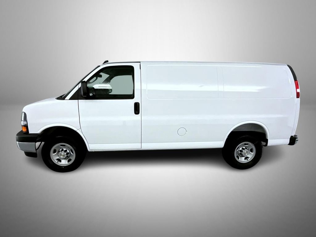 2025 Chevrolet Express Cargo Work Van - Photo 8