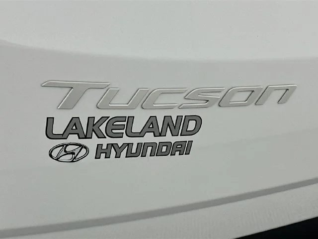 New 2026 Hyundai TUCSON SEL