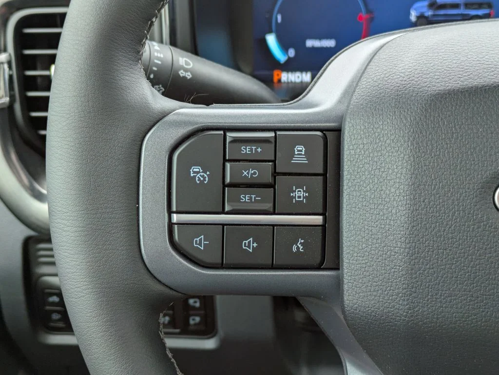 New 2026 Glacier Gray Metallic Tri-Coat Ford Lariat image 29
