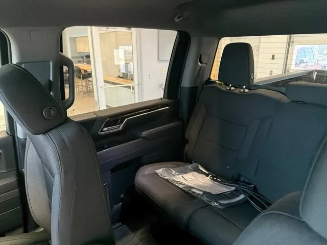 New 2026 Summit White GMC SLE image 18