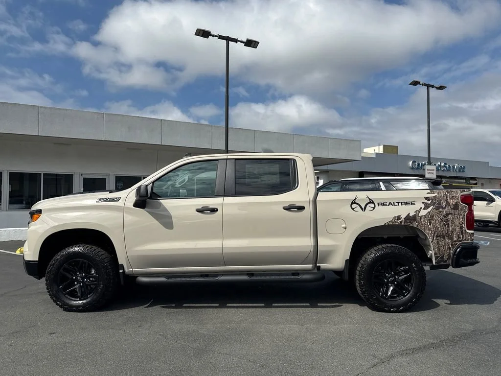 New 2026 White Sands Chevrolet Custom Trail Boss image 6