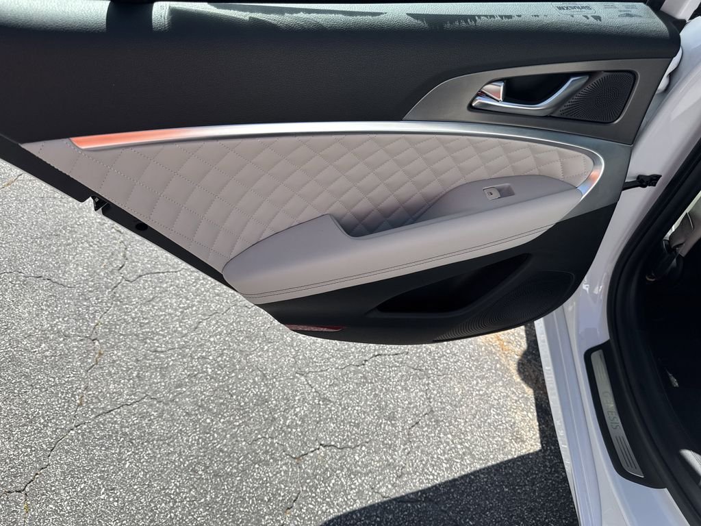 2025 GENESIS G70 Sport Advanced - Photo 22
