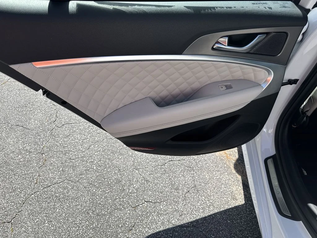 2025 GENESIS G70 Sport Advanced - Photo 22