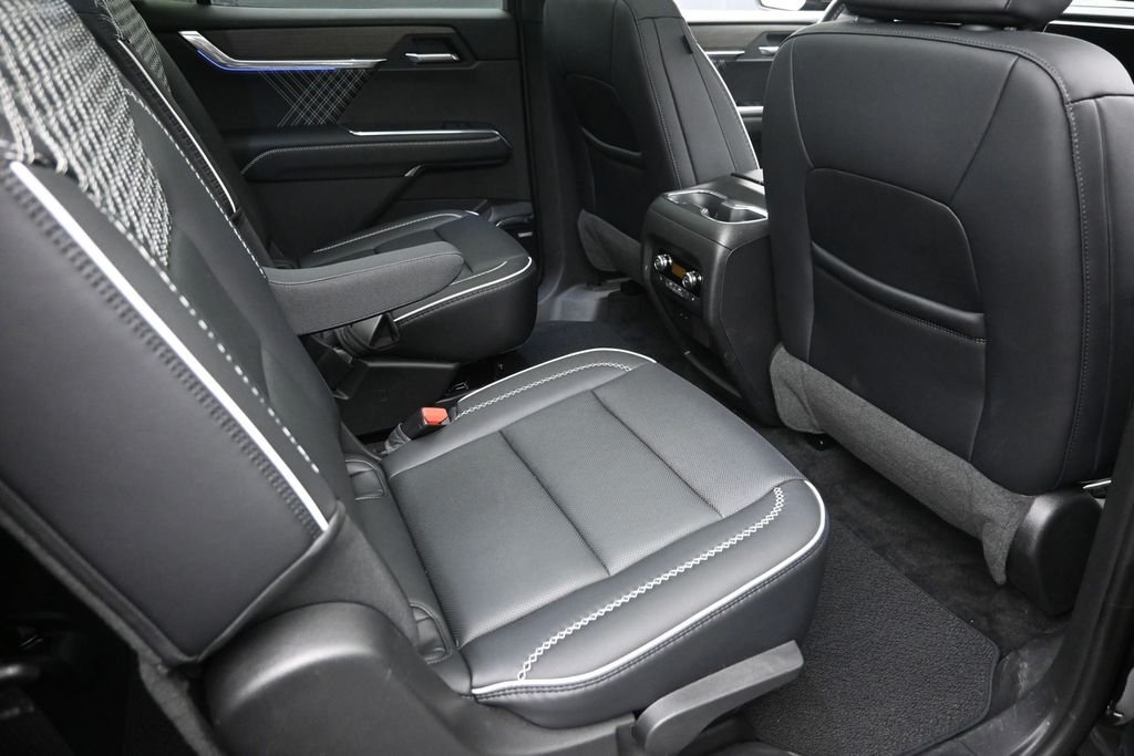 Used 2026 Black GMC Denali image 10