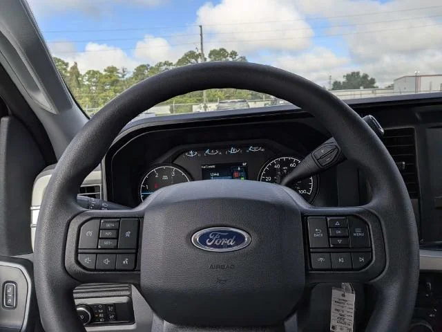 New 2026 Oxford White Ford F-250® XL image 52