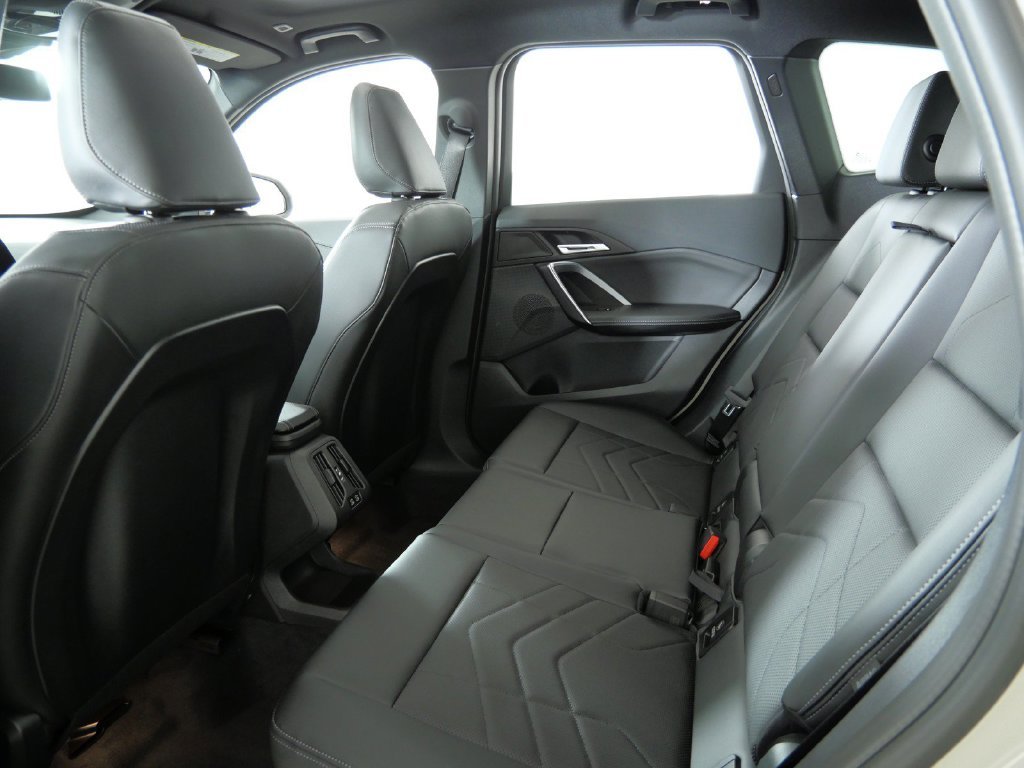 New 2027 Dune Grey Metallic BMW xDrive28i image 29