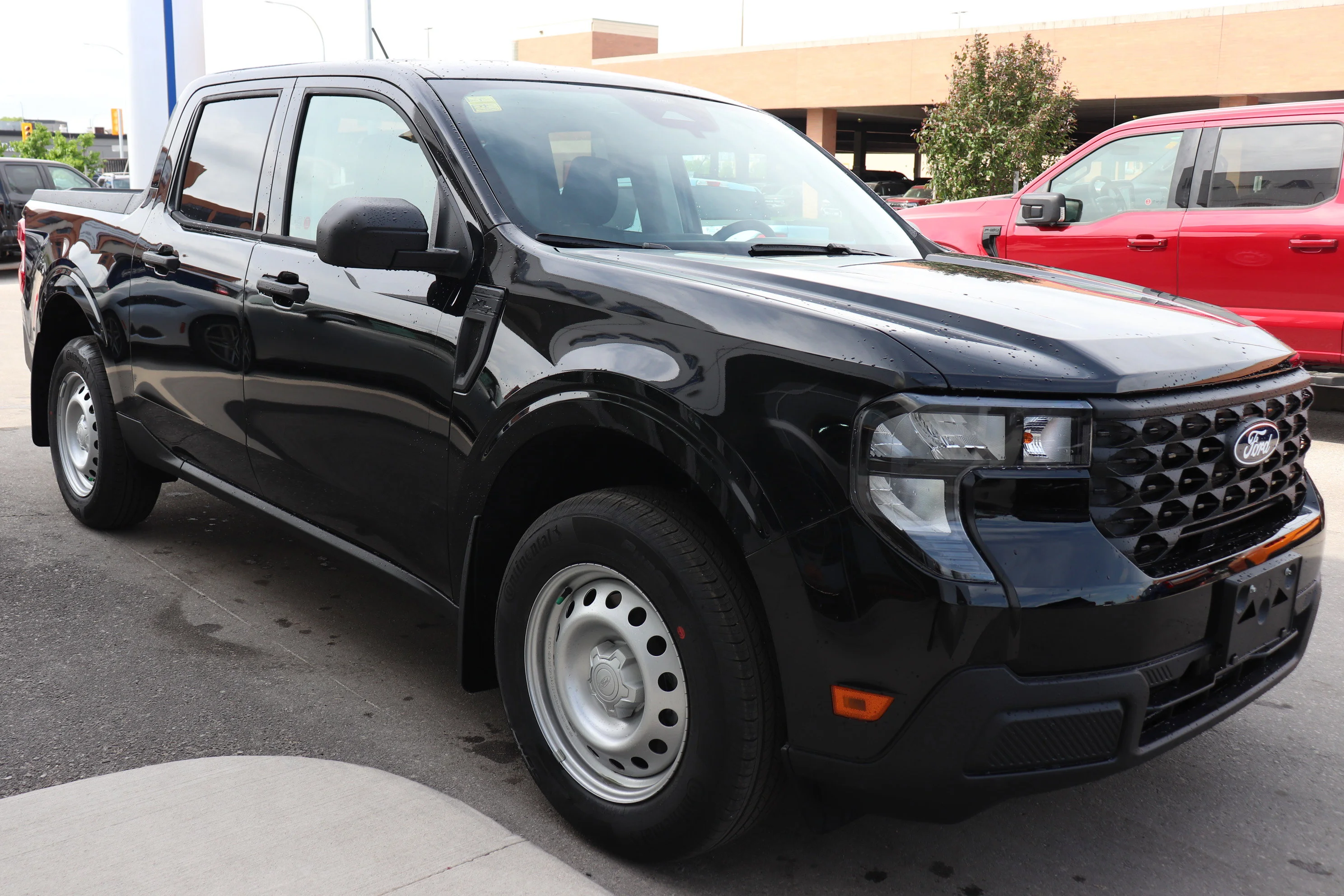 New 2026 SHADOW BLACK Ford XL image 5