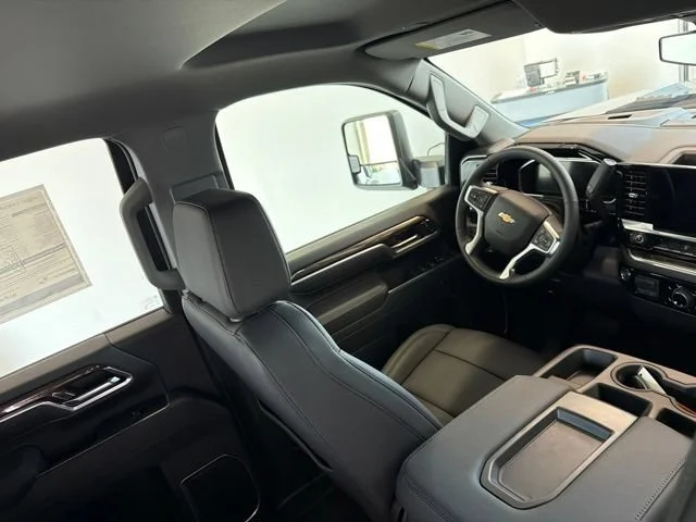 New 2026 Black Chevrolet LT image 30